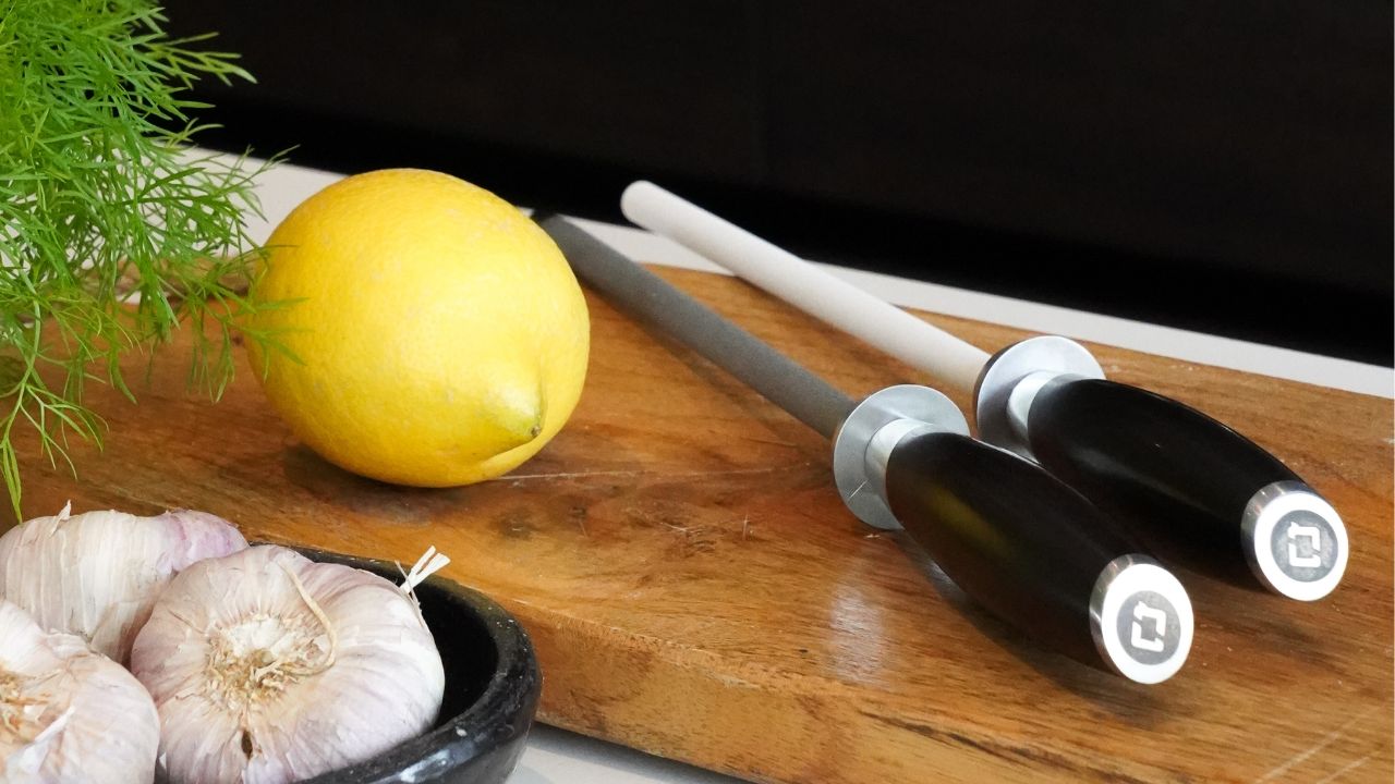 Diamant vs. keramisk strygestål – Hvad skal du vælge?