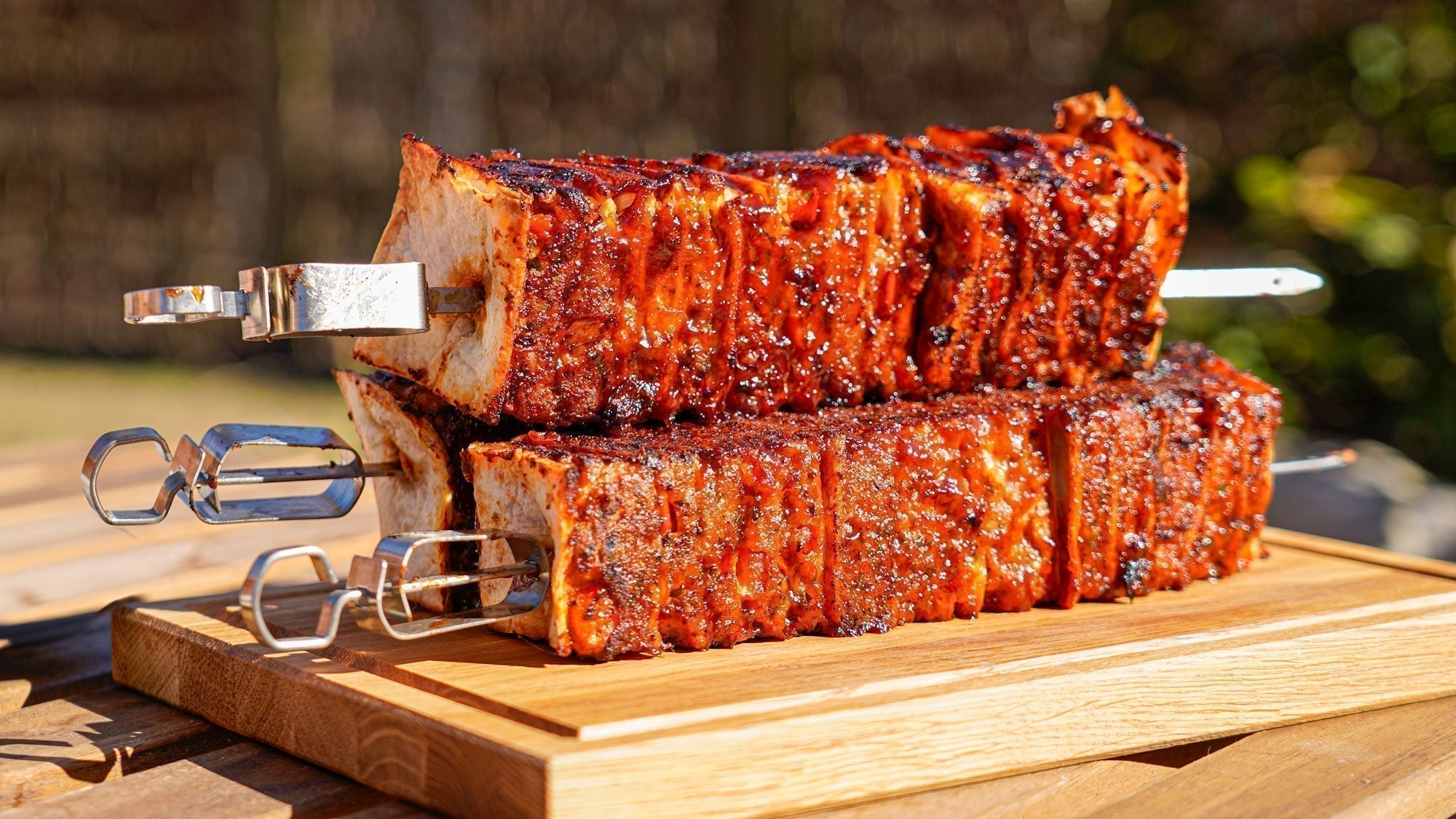 Tortilla Kebab med spicy kyllingefars & BBQ