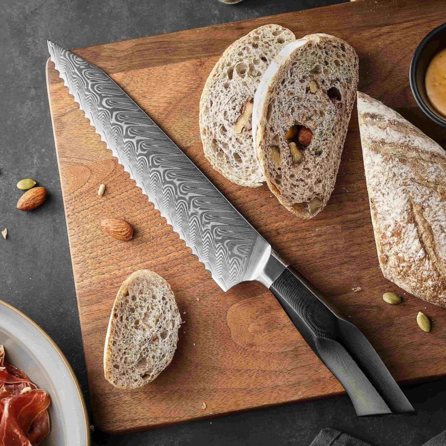 Den bedste brødkniv til køkkenet | Flot og funktionelt design