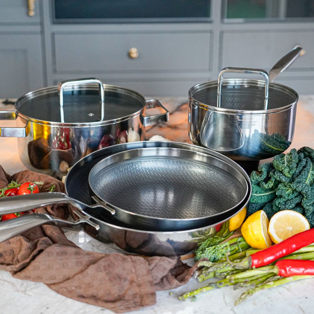 Complete Set 4 Dele 6-Ply Fusion fra Qookware