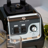 Nærbillede af knapper på Qookware blender