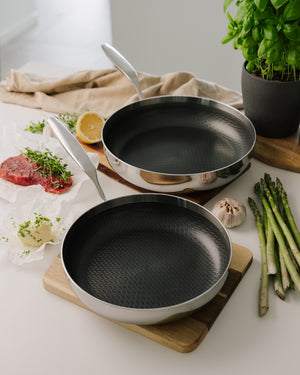 6-ply Fusion stegepandesæt 24+28 cm fra Qookware