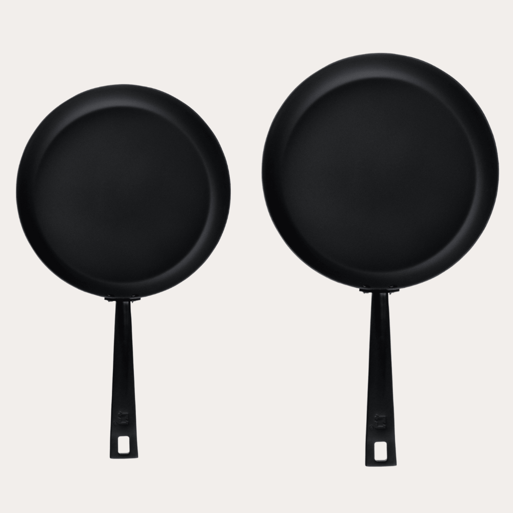 Stegepande 28 cm + 25 cm carbonstål - Normal pris: 1.498 kr. - Nu: 799 kr.