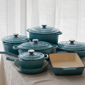 Komplet køkkensæt i emaljeret støbejern