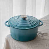 Gryde med låg i emaljeret støbejern 6,3 liter fra Qookware