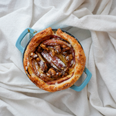 Anretning i mini gryde i emaljeret støbejern fra Qookware