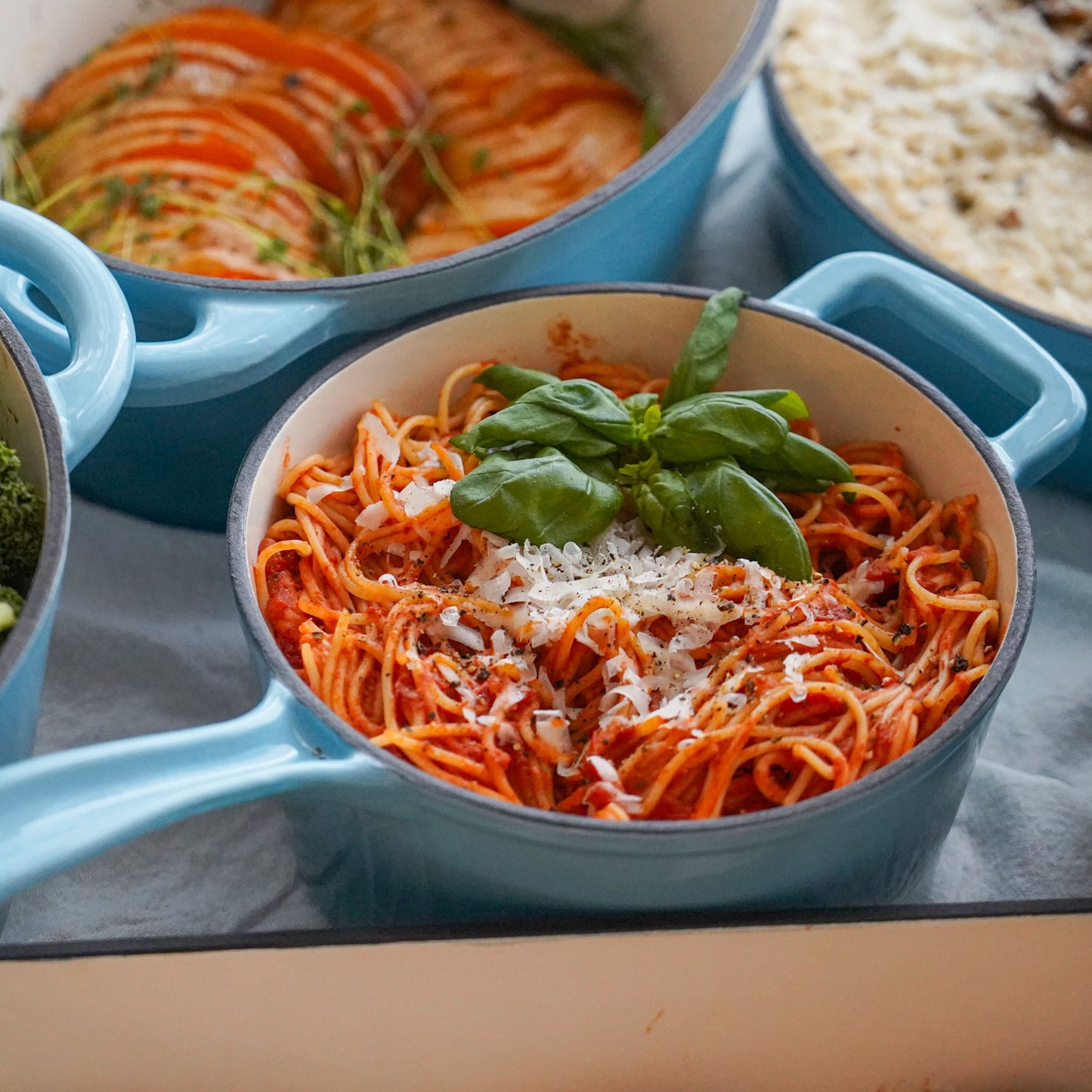 Kasserolle med låg i emaljeret støbejern 2 liter fra Qookware