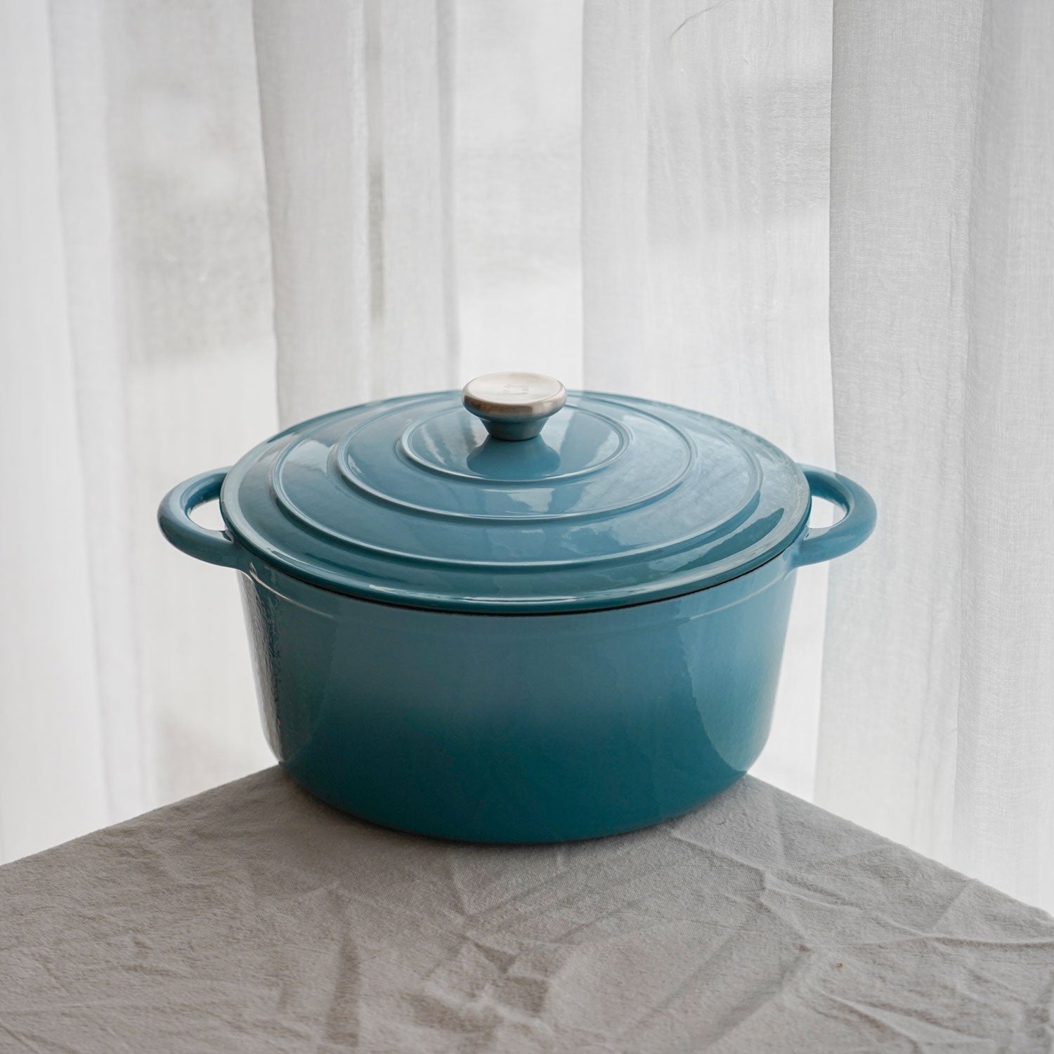 Emaljeret støbejernsgryde med låg 6,3 liter 