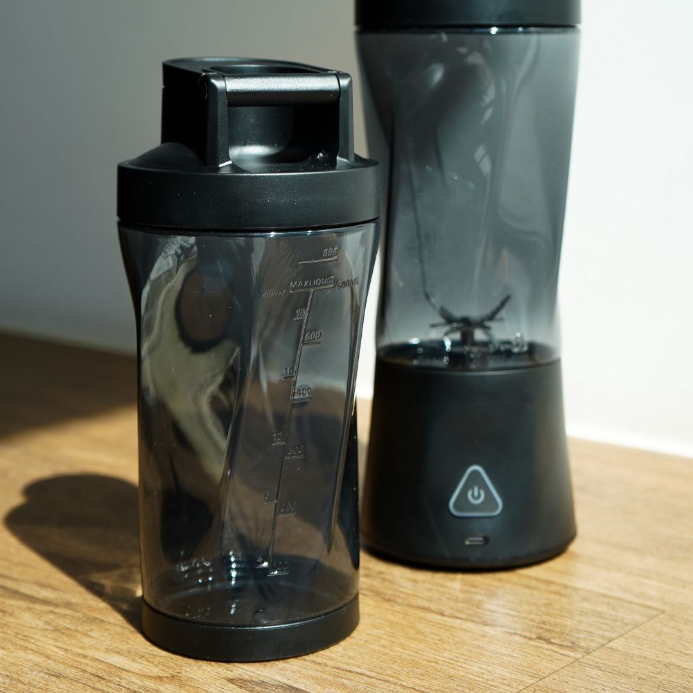 Ekstra kop og hank til mini blender
