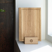 Skærebrætter I Egetræ Med Saftrille fra Qookware